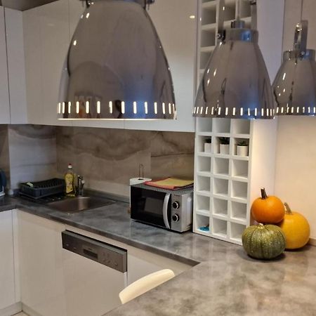 Lux Apartman Ava Kikinda Екстериор снимка