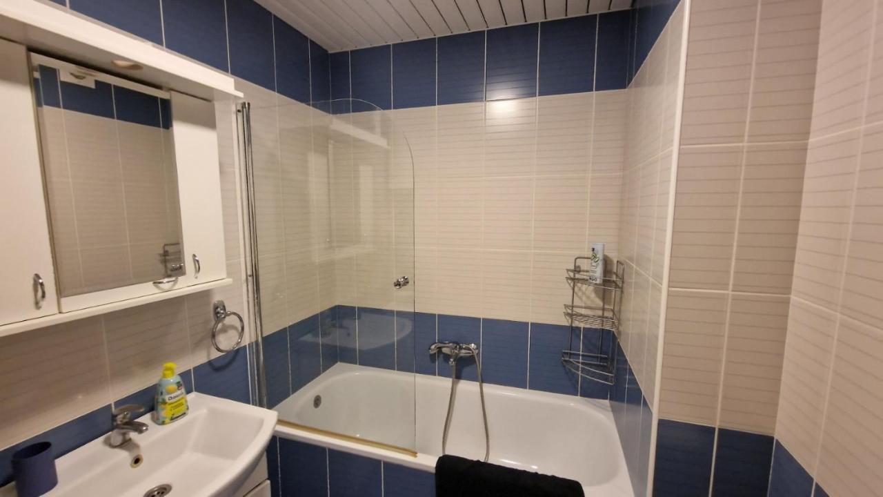 Lux Apartman Ava Kikinda Екстериор снимка