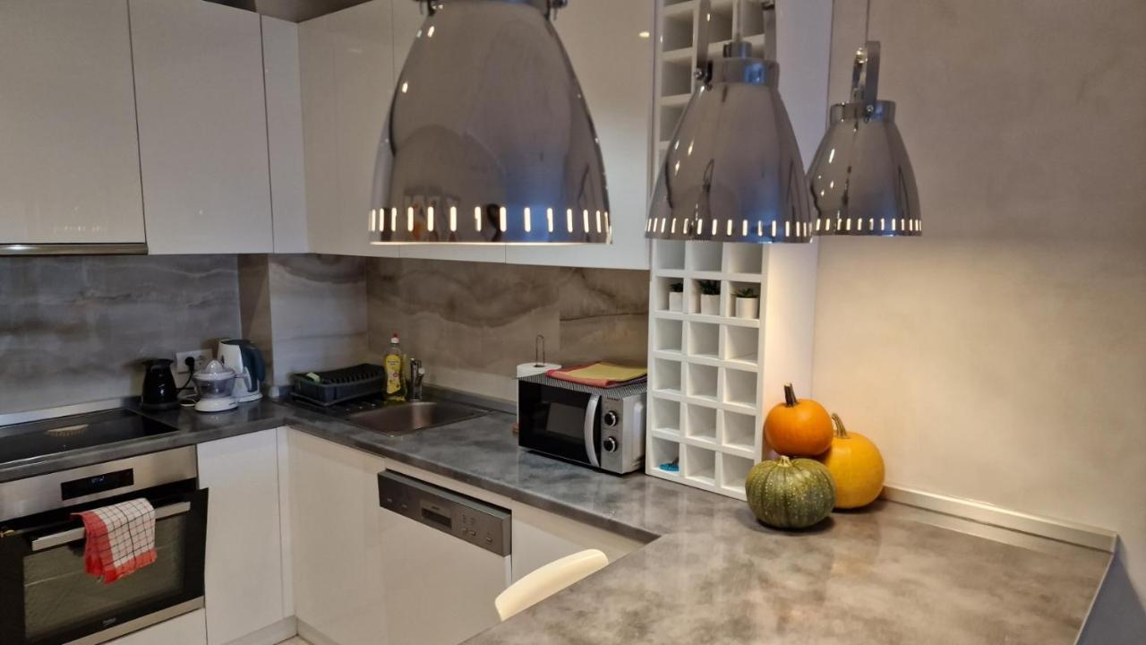Lux Apartman Ava Kikinda Екстериор снимка